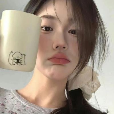 战火中的小狐狸